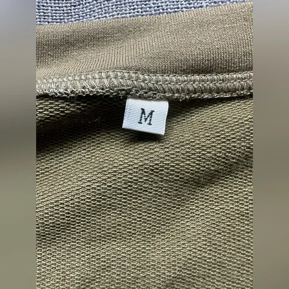 It’s Fall Y’all Pumpkins Long Sleeve Women’s Shirt NWOT - Picture 4 of 5